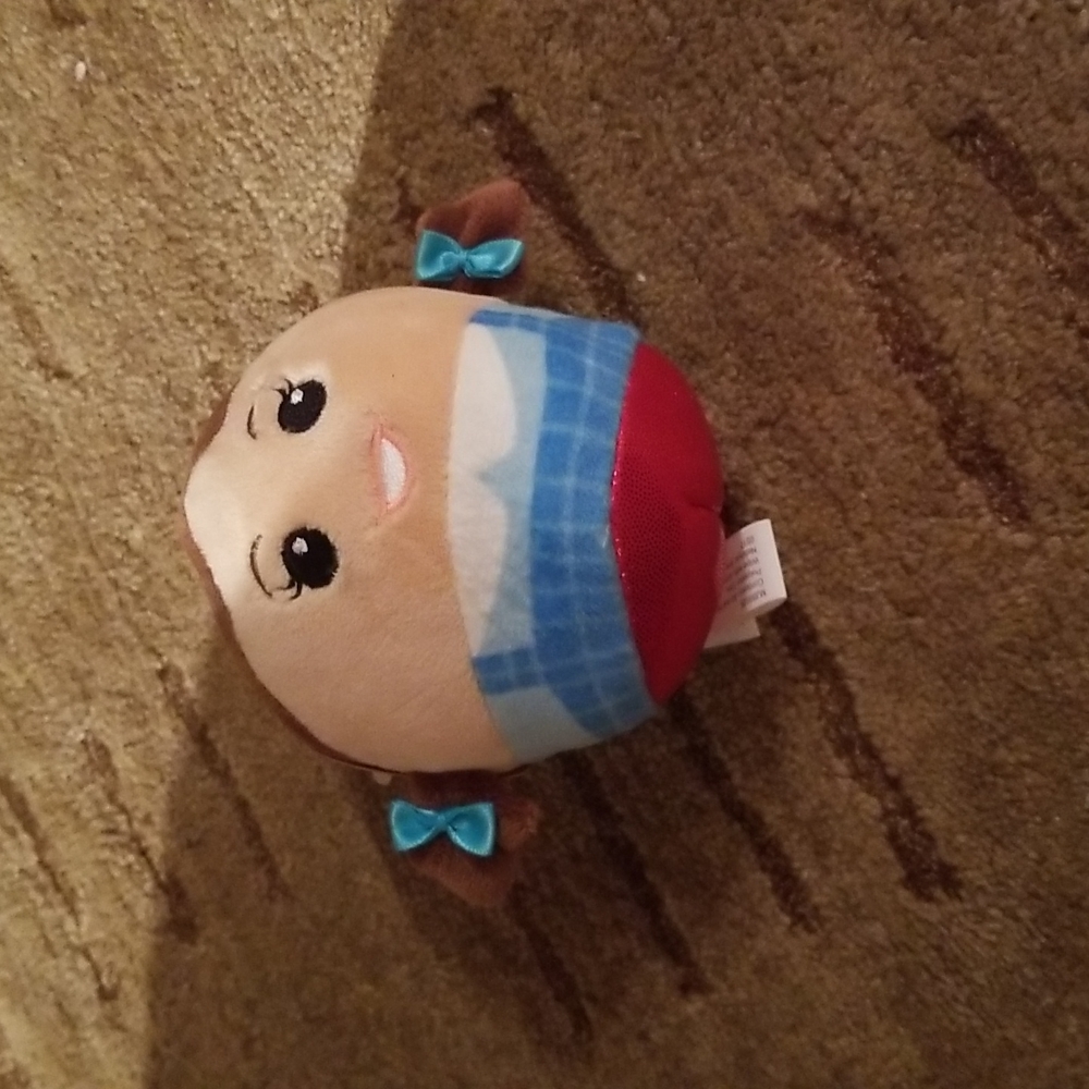 Nwt! Hallmark wizard of oz dorothy fluffball